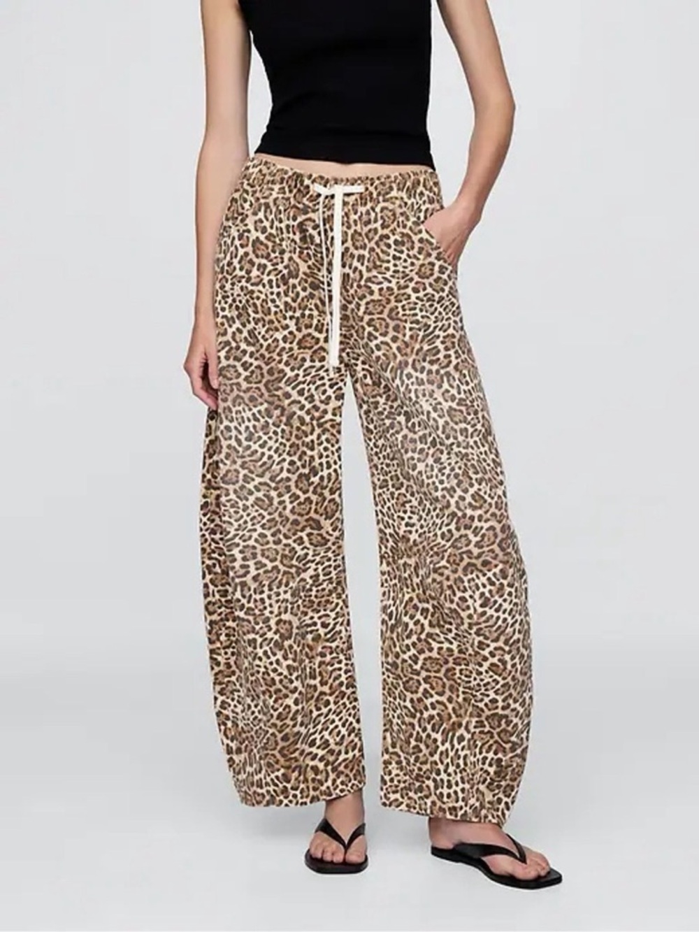 GAP Leopard Print horseshoe pants